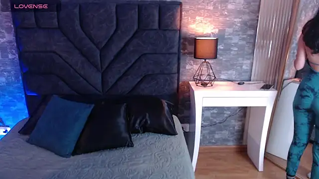 Mily Fg online show from 16, 6, 2026