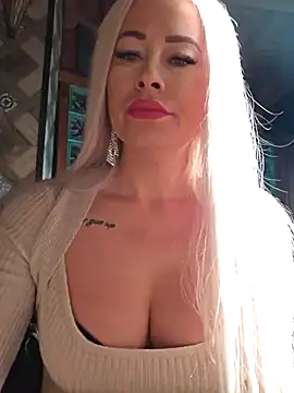 Snapshot of MILFBARBY chatting on 4, 12, 2024 MILFBARBY online show from 4, 12, 2024