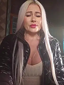 Snapshot of MILFBARBY chatting on 13, 2, 2025 MILFBARBY online show from 13, 2, 2025