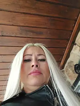 MILFBARBY online show from 3, 2, 2026