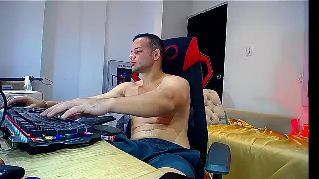 hugo 19cm online show from 23, 9, 2025