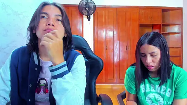 Soffy and Emily online show from 20, 5, 2026