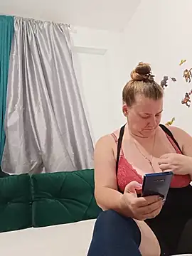 JuliaBestX online show from 28, 6, 2026