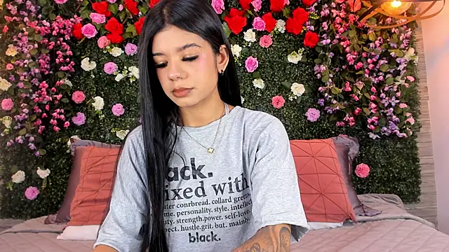 ViolettGracee online show from 25, 6, 2026
