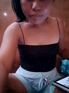 shy asianluna22 online show from 1, 7, 2026