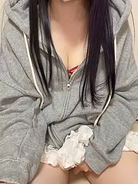 luna sleepy online show from 30, 5, 2026