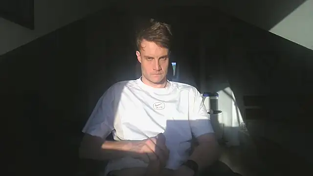 Snapshot of funstr1 chatting on 27, 5, 2026 funstr1 online show from 27, 5, 2026