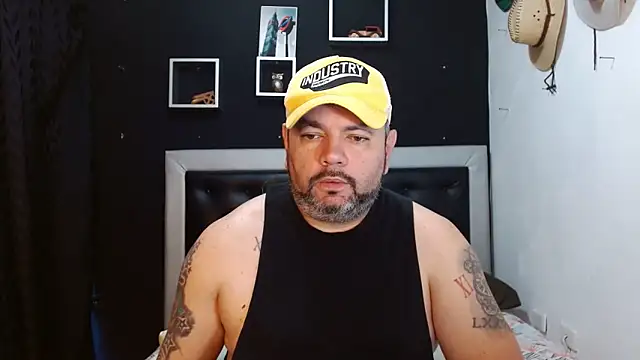 perverseveteranmanxxx online show from 12, 2, 2025