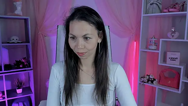 TrasyMorris online show from 3, 6, 2026