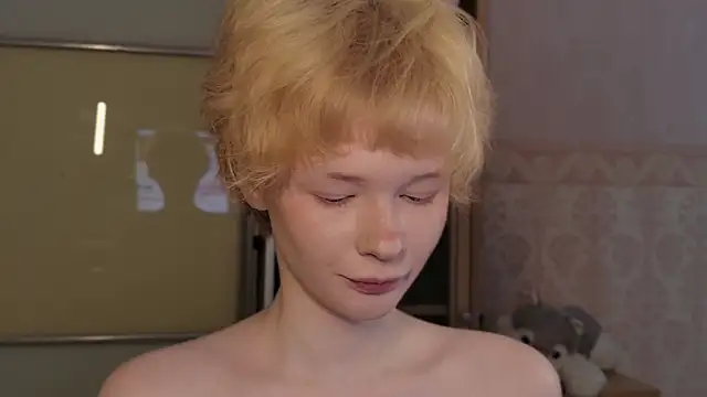 Snapshot of Misska_kek chatting on 11, 5, 2026 Misska kek online show from 11, 5, 2026