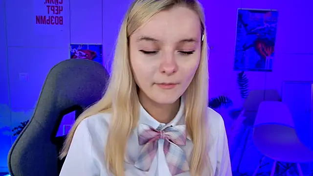 Angela Bunny online show from 12, 5, 2026