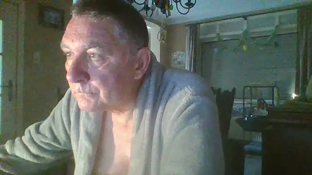 Snapshot of edje59a chatting on 14, 3, 2025 edje59a online show from 14, 3, 2025