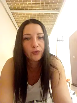 CarolWarren  online show from 15, 7, 2026