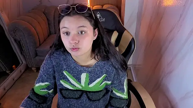 HoneyDoll tf online show from 17, 6, 2026