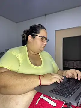 Snapshot of marianacooper1234 chatting on 14, 5, 2026 marianacooper1234 online show from 14, 5, 2026