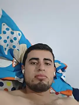Snapshot of Alejo10051 chatting on 8, 6, 2026 Alejo10051 online show from 8, 6, 2026
