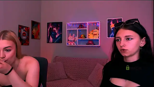 caroline honeyy online show from 17, 6, 2026