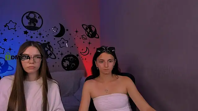 caroline honeyy online show from 20, 7, 2026