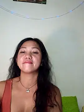 tinahturndo online show from 23, 7, 2026