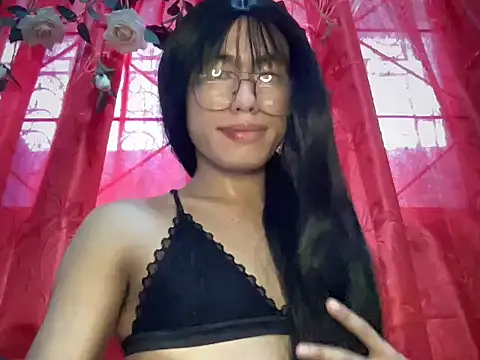 Snapshot of sweet_mallory chatting on 14, 5, 2026 sweet mallory online show from 14, 5, 2026