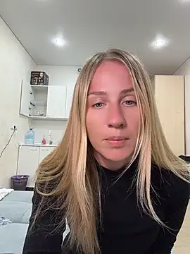 Snapshot of AnnaMist_ chatting on 27, 6, 2026 AnnaMist online show from 27, 6, 2026