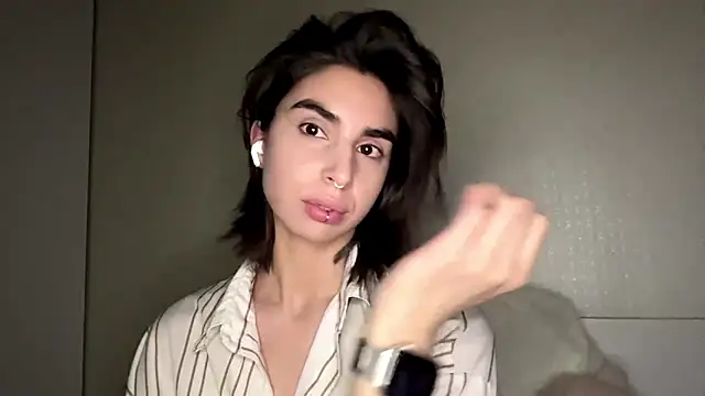 JessiaRuezga online show from 21, 5, 2026