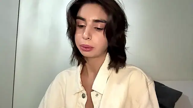 JessiaRuezga online show from 24, 5, 2026