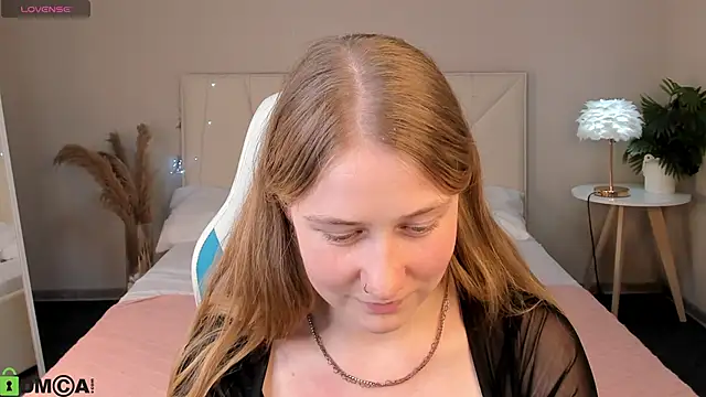 Snapshot of Olivia_Iv chatting on 19, 5, 2026 Olivia Iv online show from 19, 5, 2026