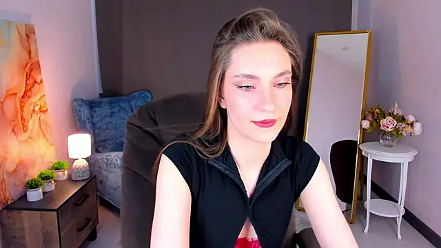 kira lure online show from 28, 5, 2026