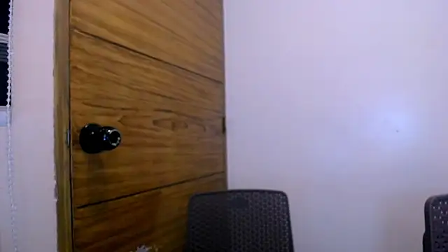 bigcock francine online show from 15, 6, 2026
