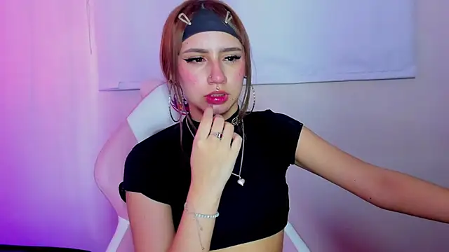 Snapshot of leri_rose_ chatting on 27, 6, 2026 leri rose online show from 27, 6, 2026