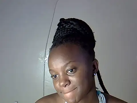 Snapshot of Sexxy_lulu chatting on 16, 5, 2026 Sexxy lulu online show from 16, 5, 2026