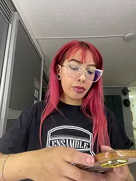 Snapshot of MeraSecretXXX chatting on 27, 6, 2026 MeraSecretXXX online show from 27, 6, 2026
