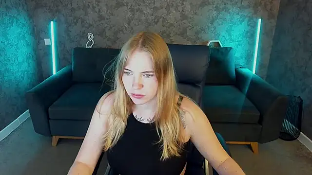 NikkyReyyy online show from 21, 5, 2026