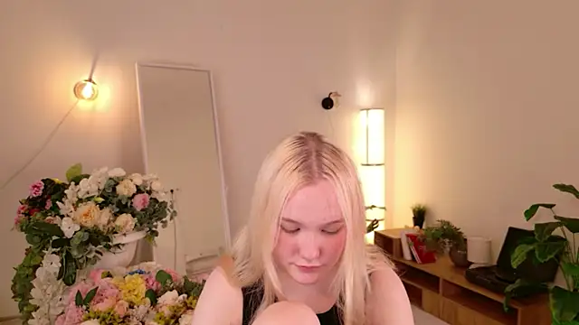 Lil Suzy online show from 25, 5, 2026