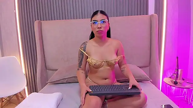 MaiaLopez online show from 6, 6, 2026