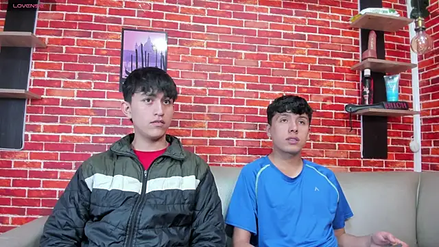 Hoot boyss  online show from 26, 5, 2026