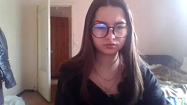 Snapshot of Bellochka201 chatting on 4, 6, 2026 Bellochka201 online show from 4, 6, 2026