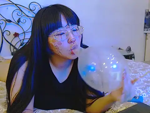 Snapshot of pikpikpikachu chatting on 21, 5, 2026 pikpikpikachu online show from 21, 5, 2026