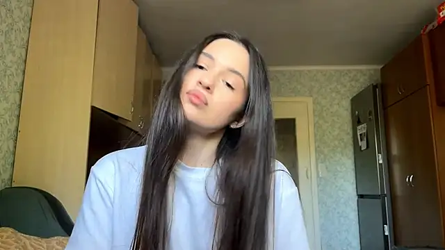 CarolineRu online show from 15, 5, 2026