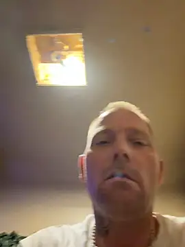 Snapshot of Tboyy6969 chatting on 15, 5, 2026 Tboyy6969 online show from 15, 5, 2026