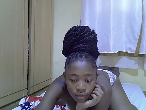 Snapshot of Pretty-Bianca chatting on 2, 6, 2026 Pretty-Bianca online show from 2, 6, 2026