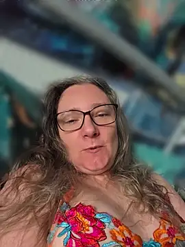 Izzylove47 online show from 22, 6, 2026