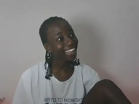 Snapshot of Darkpretty23 chatting on 25, 5, 2026 Darkpretty23 online show from 25, 5, 2026