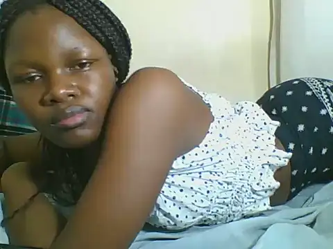 Sweetgal2025 online show from 14, 6, 2026