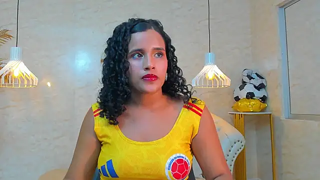 Horny Curls online show from 4, 7, 2026