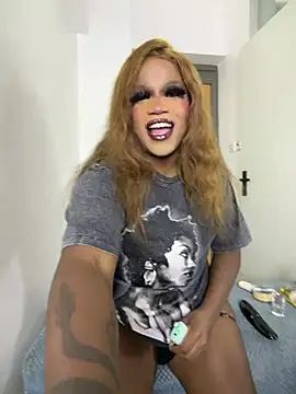 ladyboyxxl online show from 7, 7, 2026