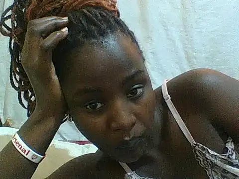 Snapshot of Sexxy-skinny chatting on 29, 6, 2026 Sexxy-skinny online show from 29, 6, 2026