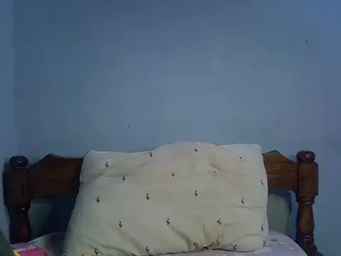 Snapshot of FreakyTrixie111 chatting on 17, 5, 2026 FreakyTrixie111 online show from 17, 5, 2026