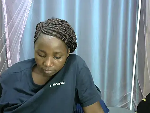 Snapshot of pyvi_5 chatting on 15, 7, 2026 pyvi 5 online show from 15, 7, 2026